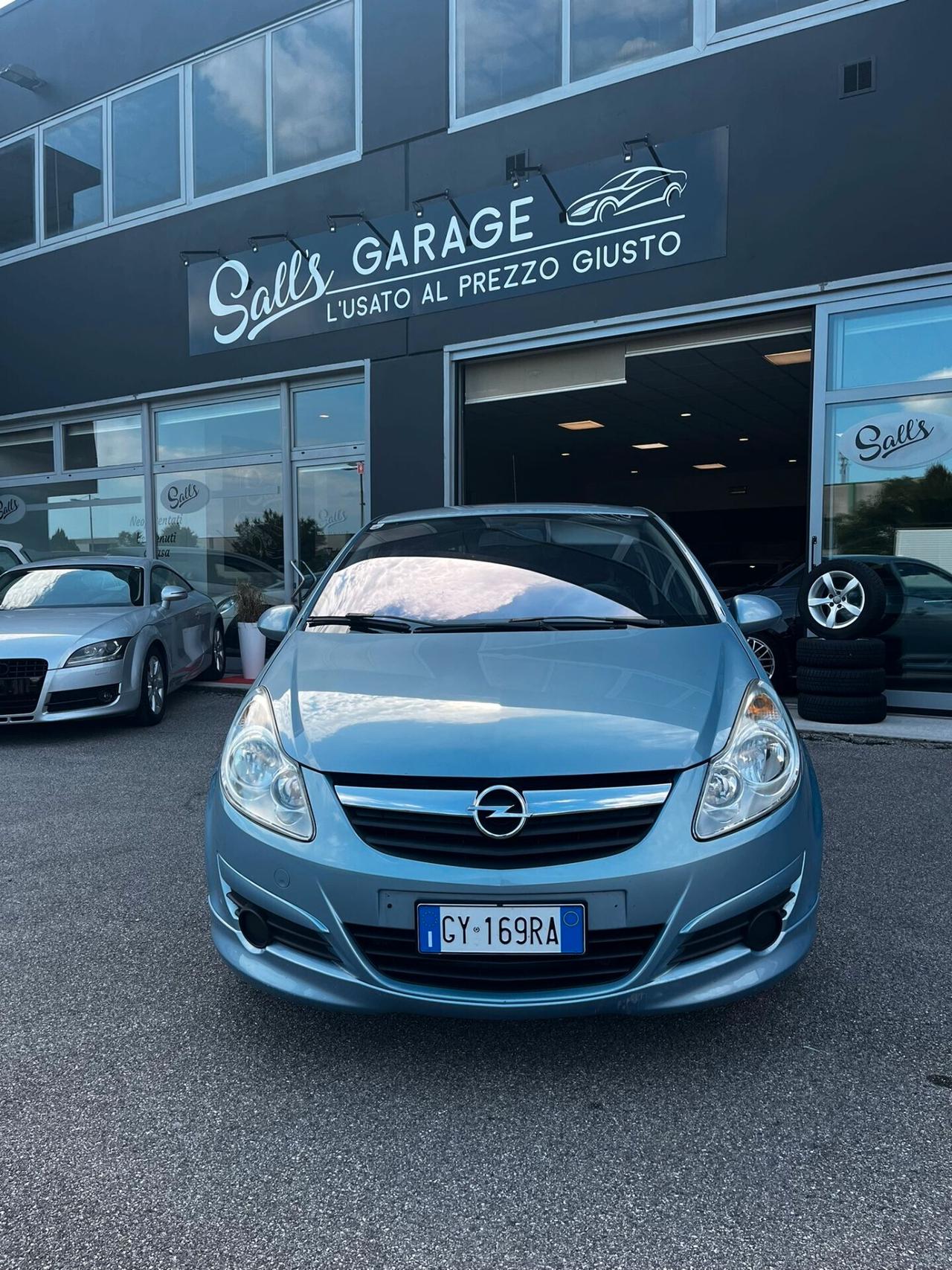 Opel Corsa 1.2 Neopatentati