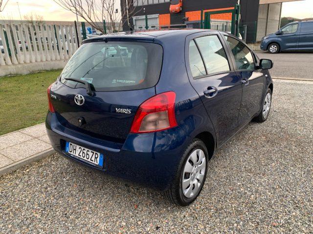 TOYOTA Yaris 1.0 5 porte Sol