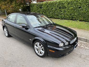 Jaguar X-Type 2.2D cat aut. Premium Luxury cDPF