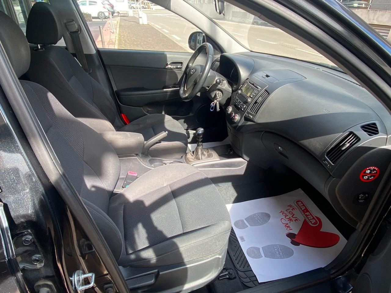 Hyundai i30 CW 1.6 CRDi VGT 16V 115CV Active