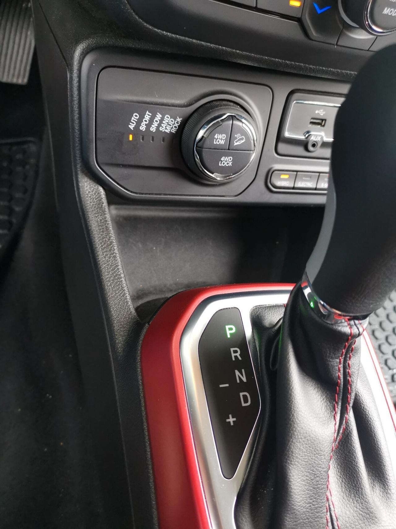 Jeep Renegade 1.3 T4 240CV PHEV 4xe AT6 Trailhawk