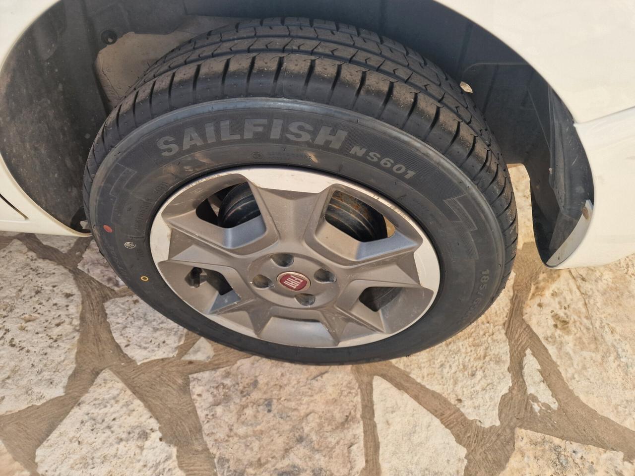Fiat Qubo 1.3 MJT 95 CV Trekking 2016