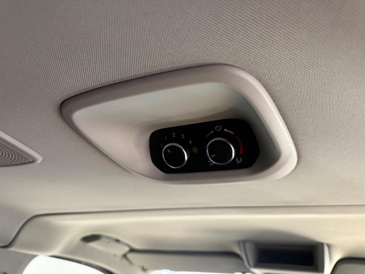 Ford Tourneo Custom 9 posti 150CV MHEV PC Titanium