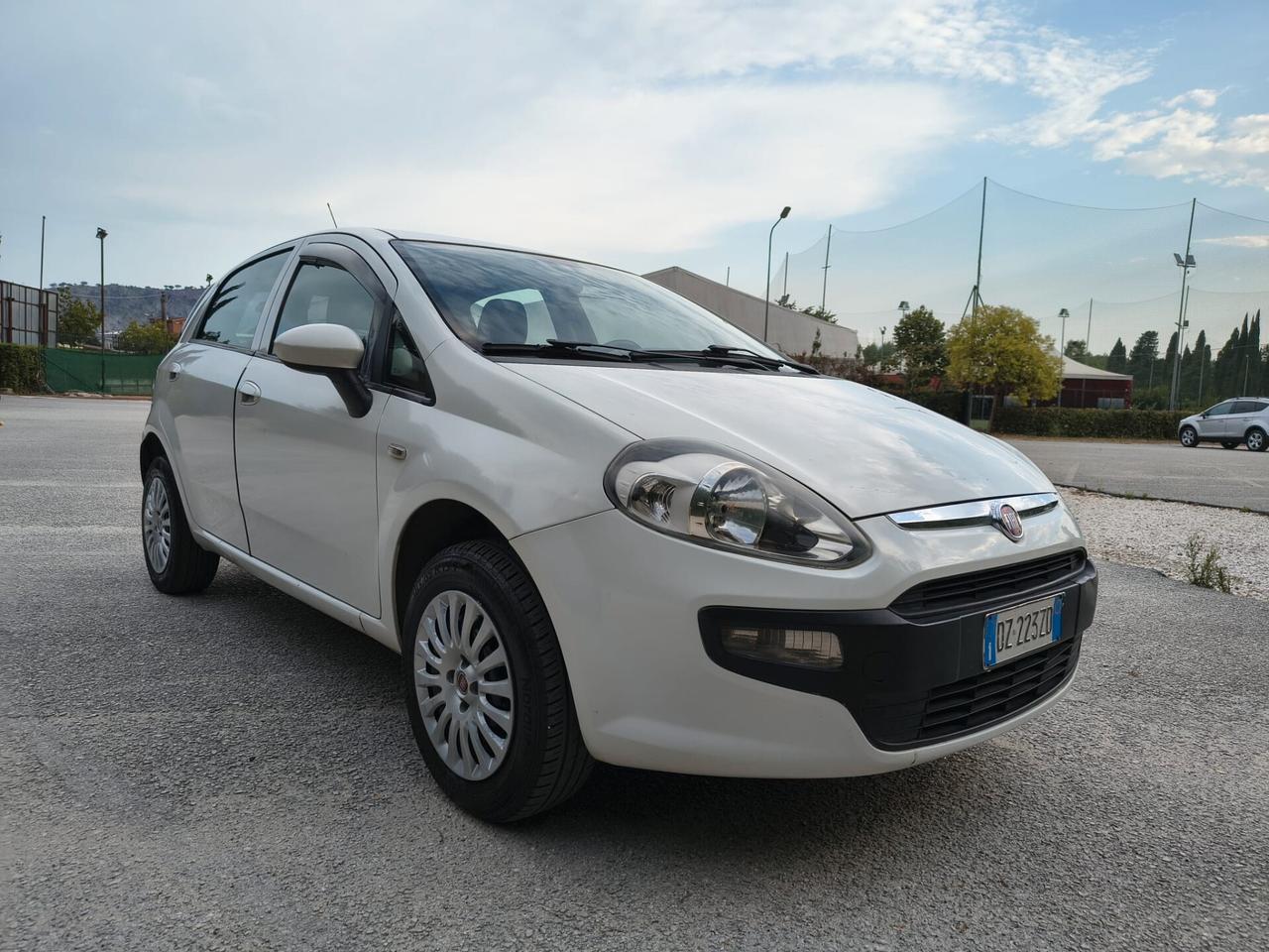 FIAT Punto Evo 1.4 Metano 77CV - NEOPATENTATI