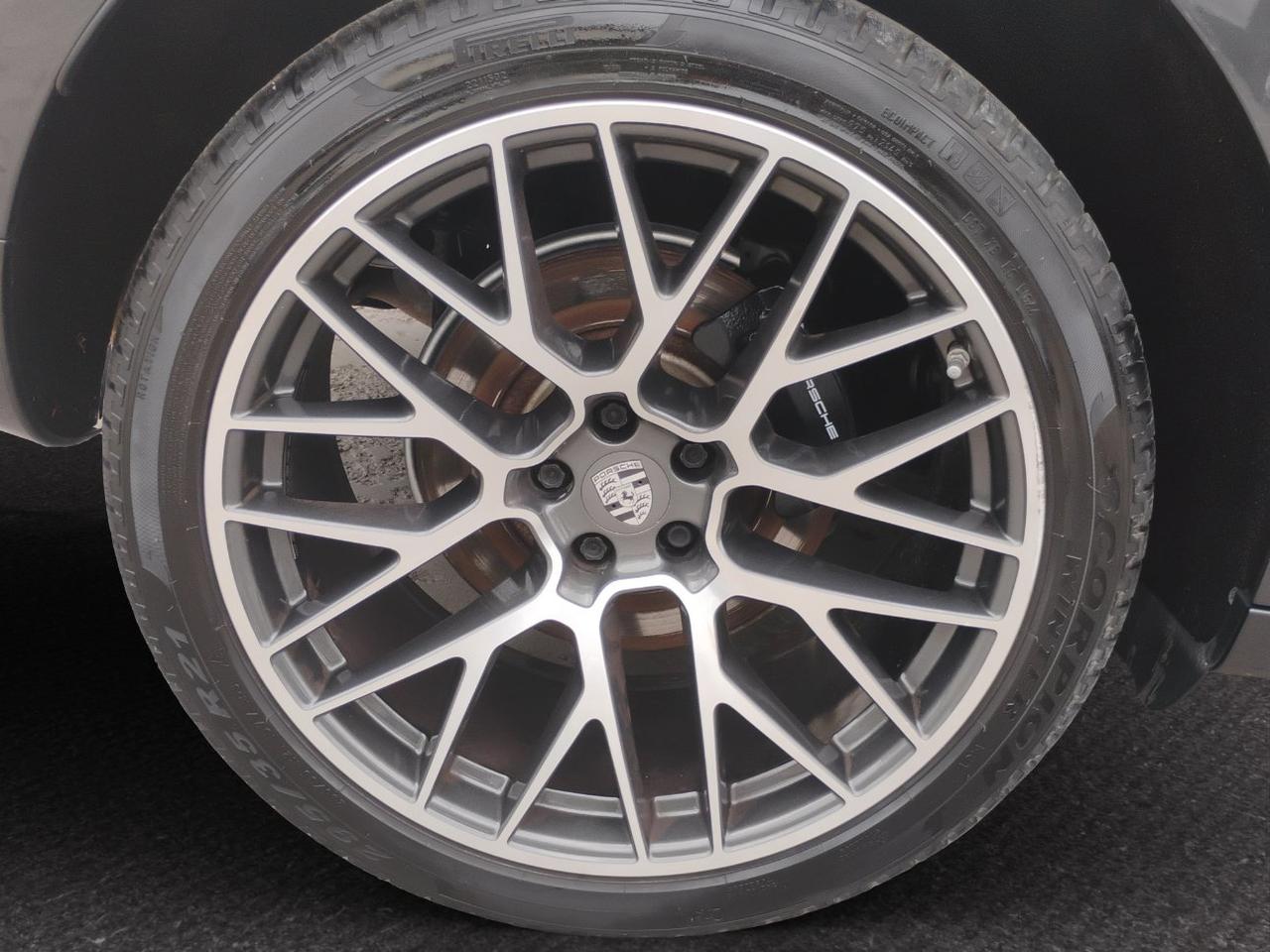Porsche Macan 2.0 245cv pdk.CERCHI 21.TELECAMERA 360