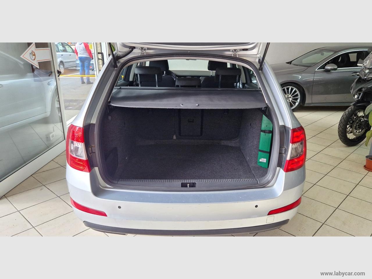 SKODA Octavia 1.6 TDI CR 105 CV Ambition