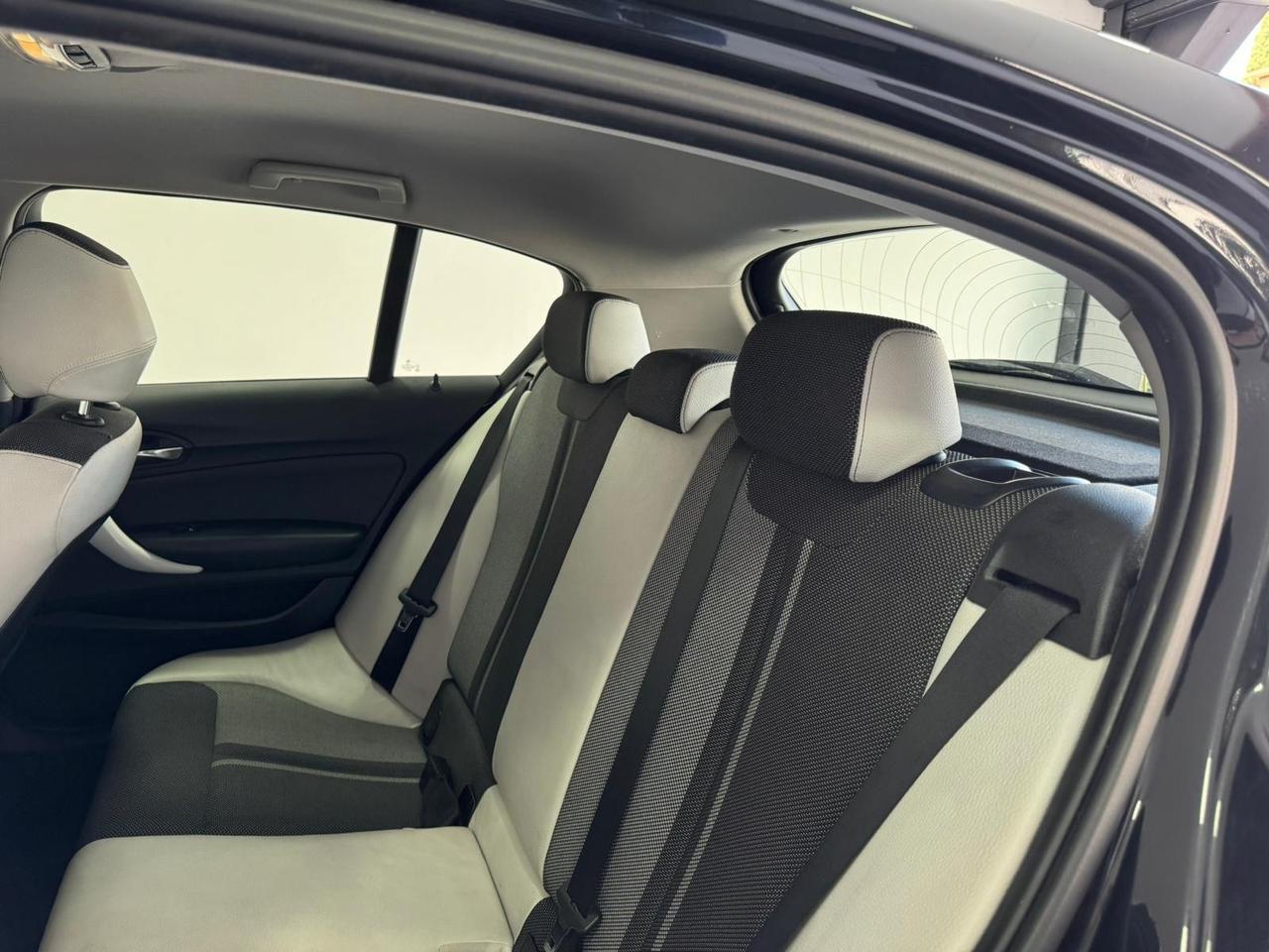 Bmw 116 d -LED-NAVI-EURO 6- GARANTITA-2015