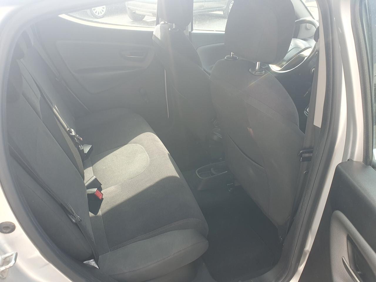 Lancia Ypsilon 1.2 69 CV benzina Neop 2014