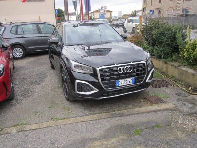 AUDI Q2 35 TFSI Business Advanced