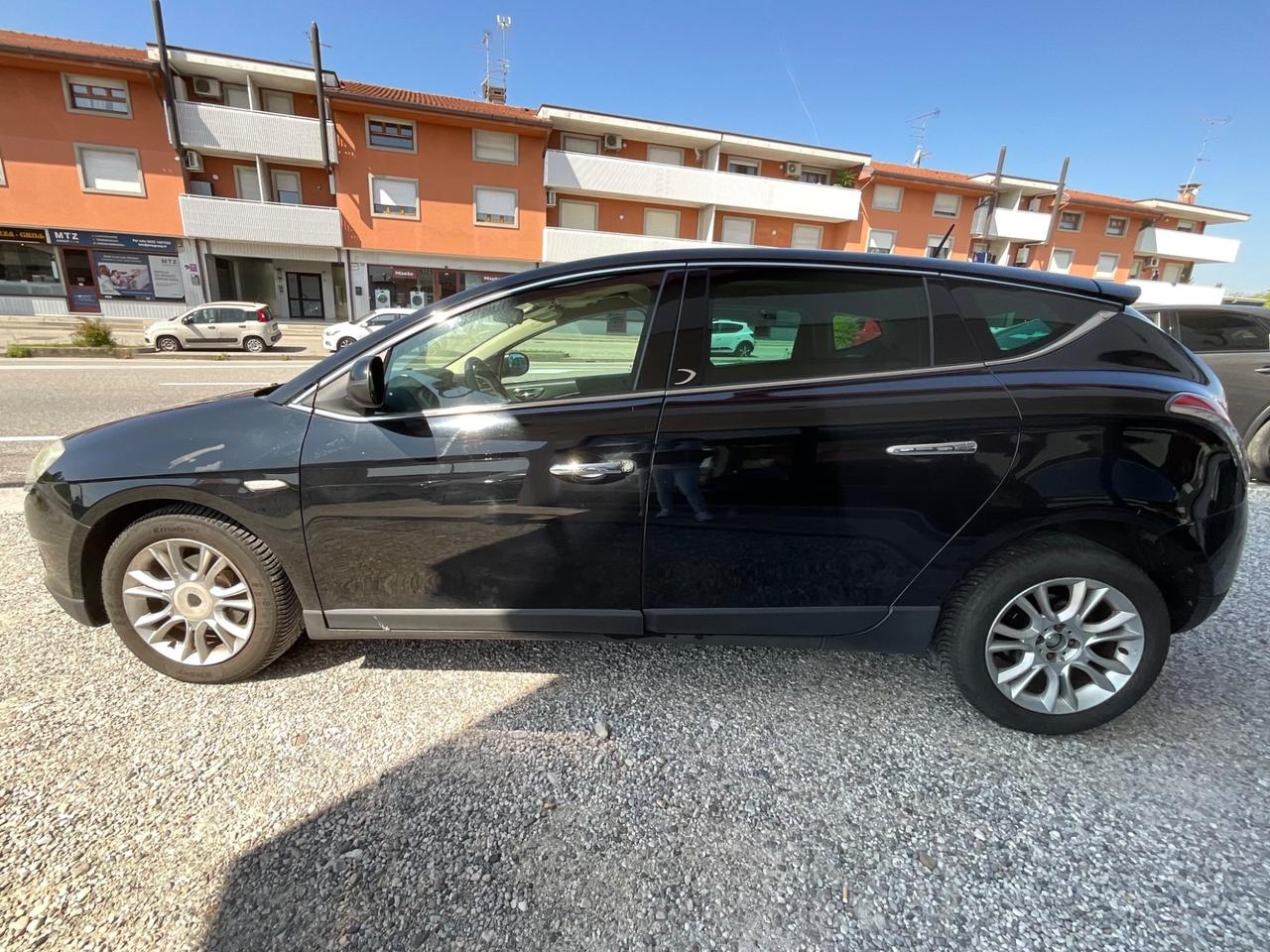 Lancia Delta 1.6 MJT DPF Platino