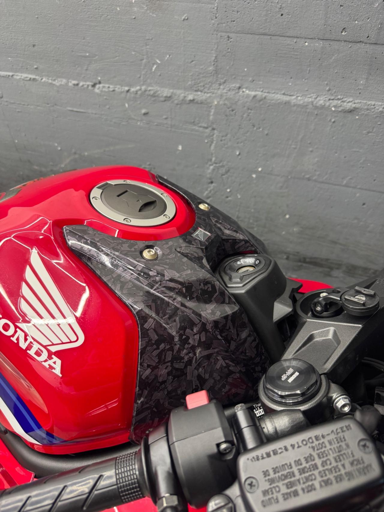 Honda CBR 650 R e clutch