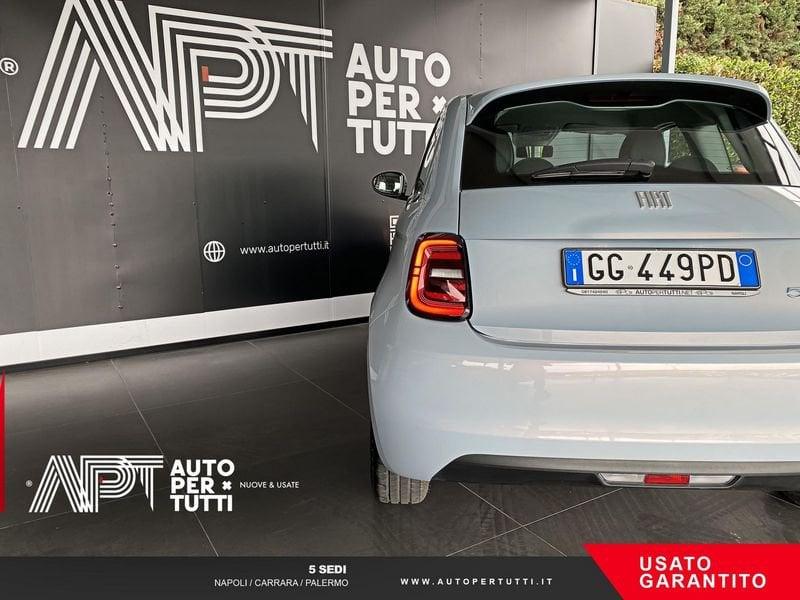 FIAT 500 Action Berlina