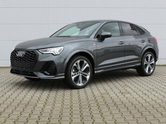AUDI Q3 40 TDI quattro S tronic Spb Business,Navi,