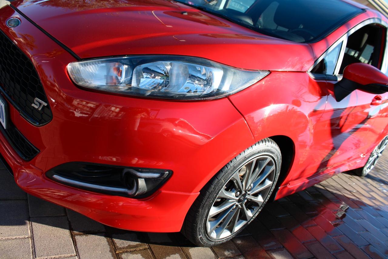 Ford Fiesta 1.5 TDCi 95CV 5 porte ST-Line