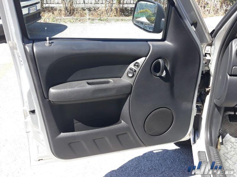Jeep Cherokee Cherokee 2.5 crd Sport