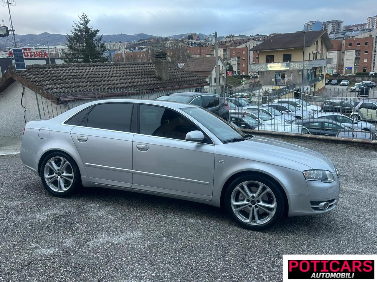 Audi A4 3.0/233CV TDI quattro Sline