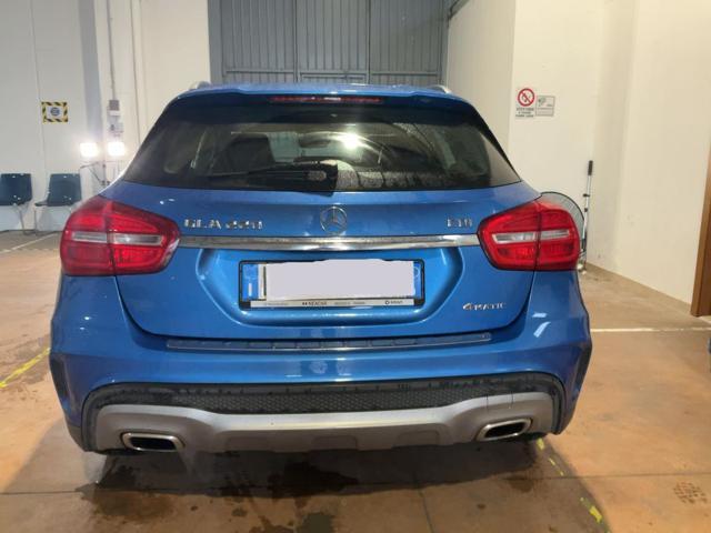 MERCEDES-BENZ GLA 220 CDI Automatic Premium