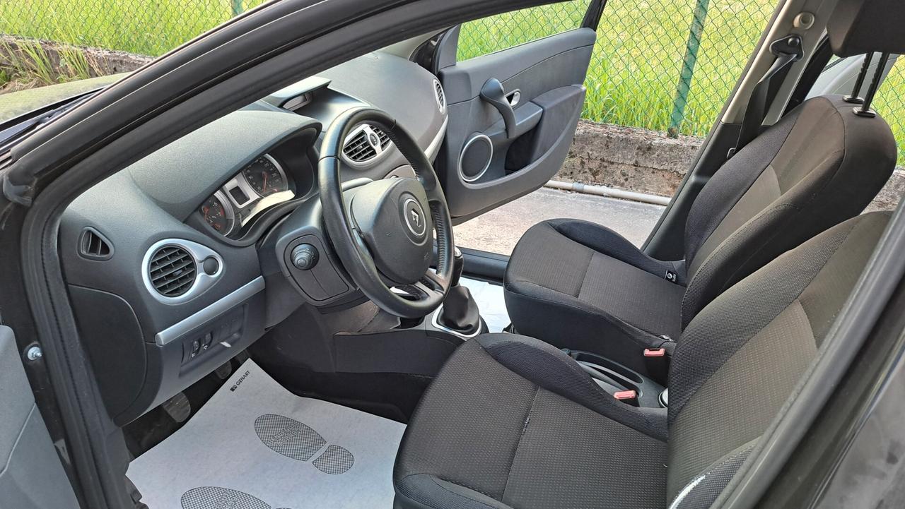 Renault Clio 1.2 16V 5 porte Dynamique OK NEO PATENTATI