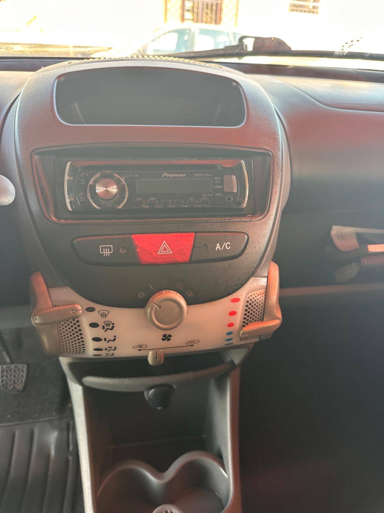 Toyota Aygo 1.0 12V VVT-i 5 porte