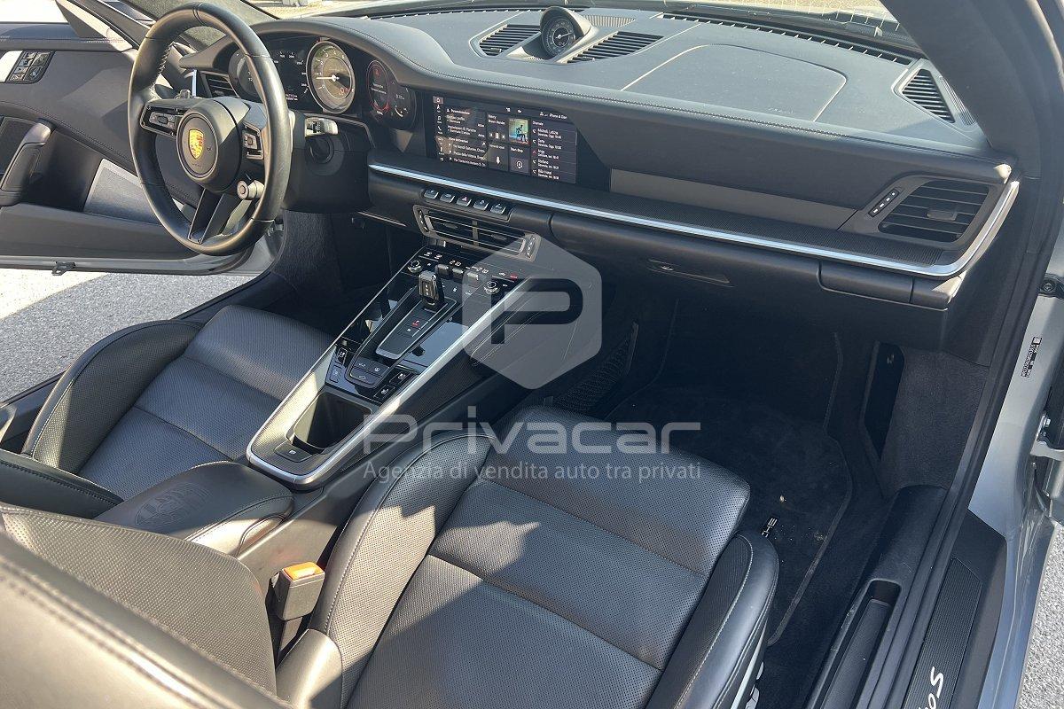 PORSCHE 911 Turbo S Coupé