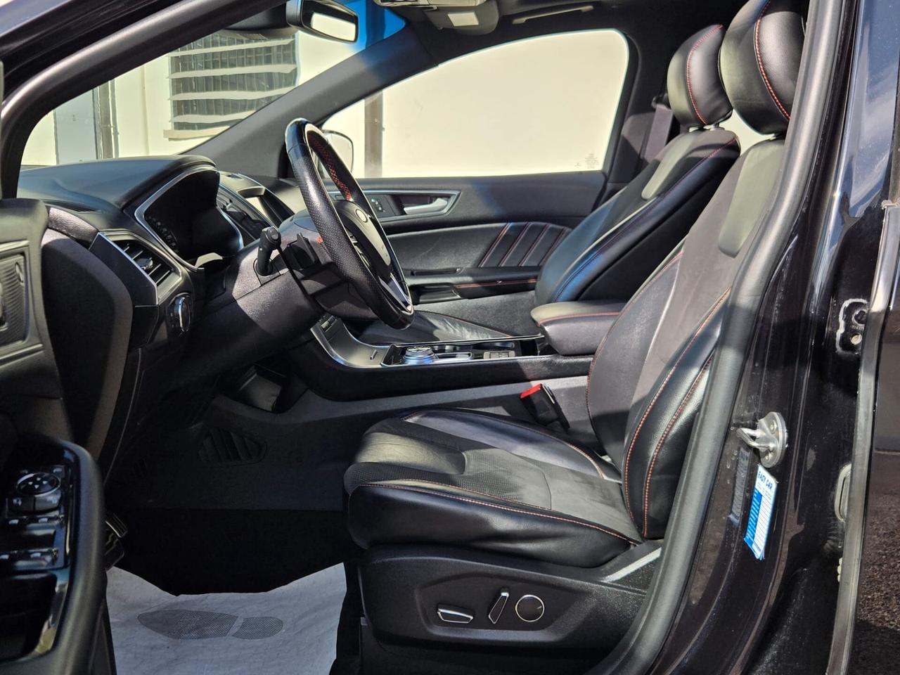 Ford Edge 2.0D ST-LINE 4x4 FULL OPTIONAL GANCIO TRAINO TETTO APRIBILE