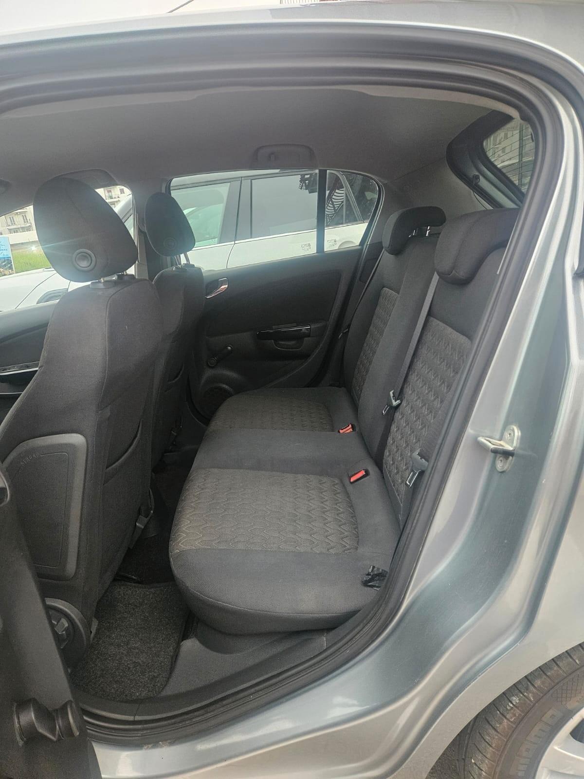 Opel Corsa 5P COSMO 1.2 BENZ. GPL