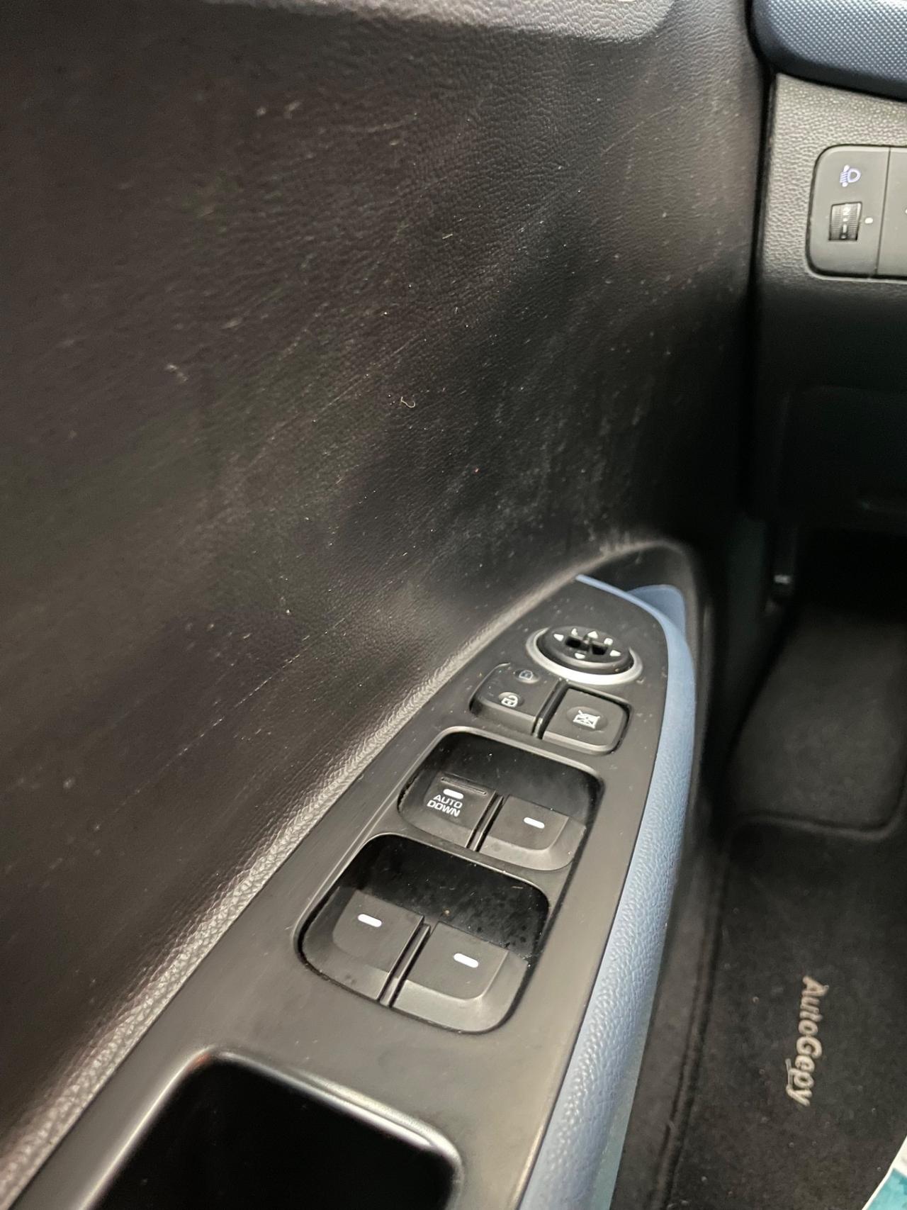 Hyundai i10 1.0 Neopatentati Euro 6