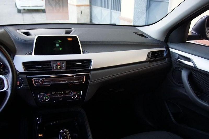BMW X2 sDrive18d Business-X