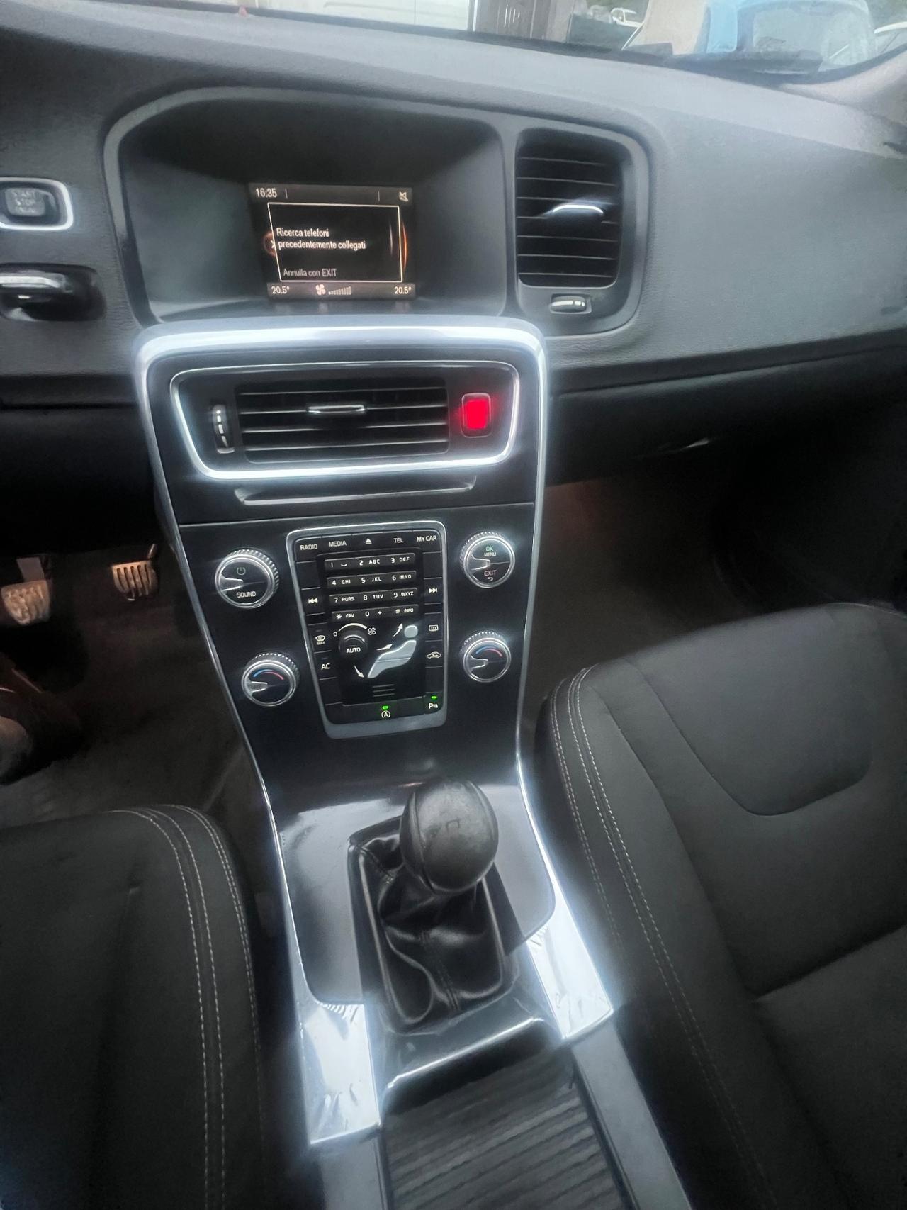 Volvo V60 D2 1.6 Kinetic