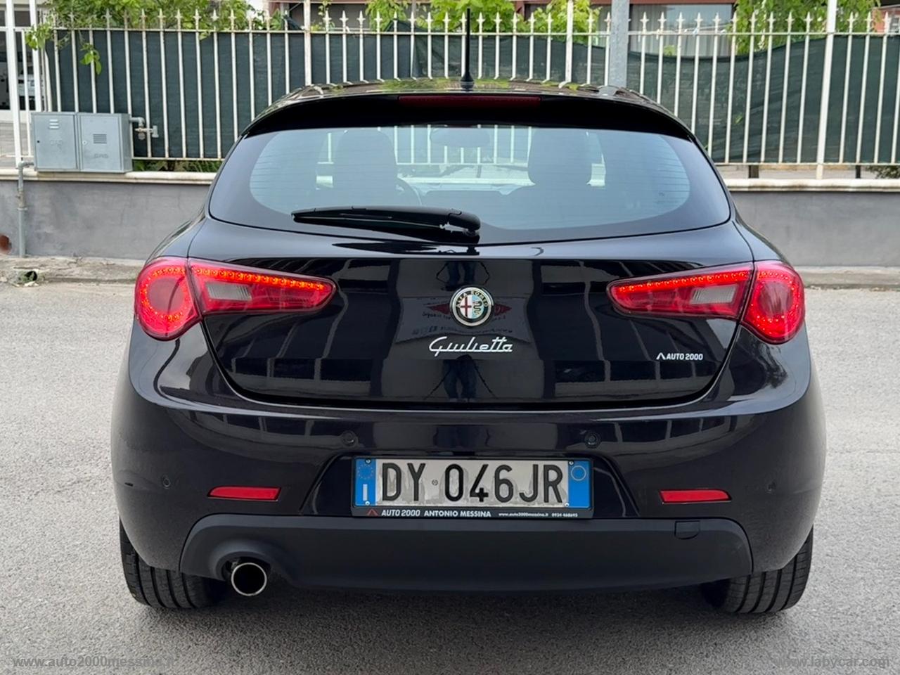 ALFA ROMEO Giulietta 1.6 JTDm-2 105 CV Distinctive