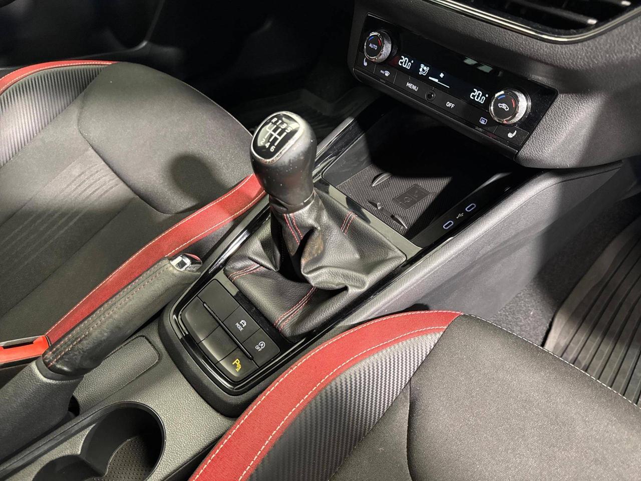 Skoda Kamiq 1.0 g-tec Monte Carlo 90cv