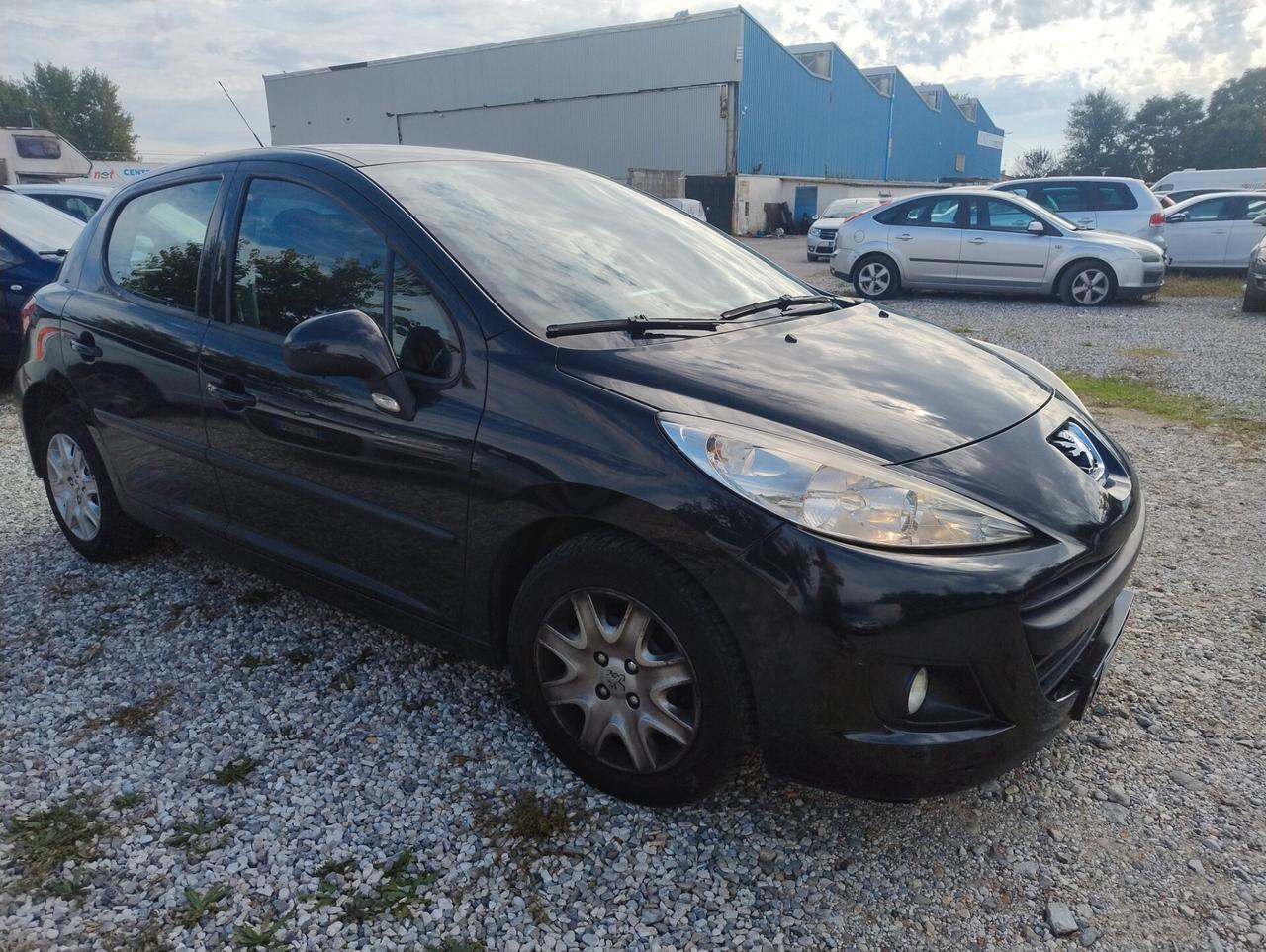 Peugeot 207 1.4 HDi 70CV 3p. Allure