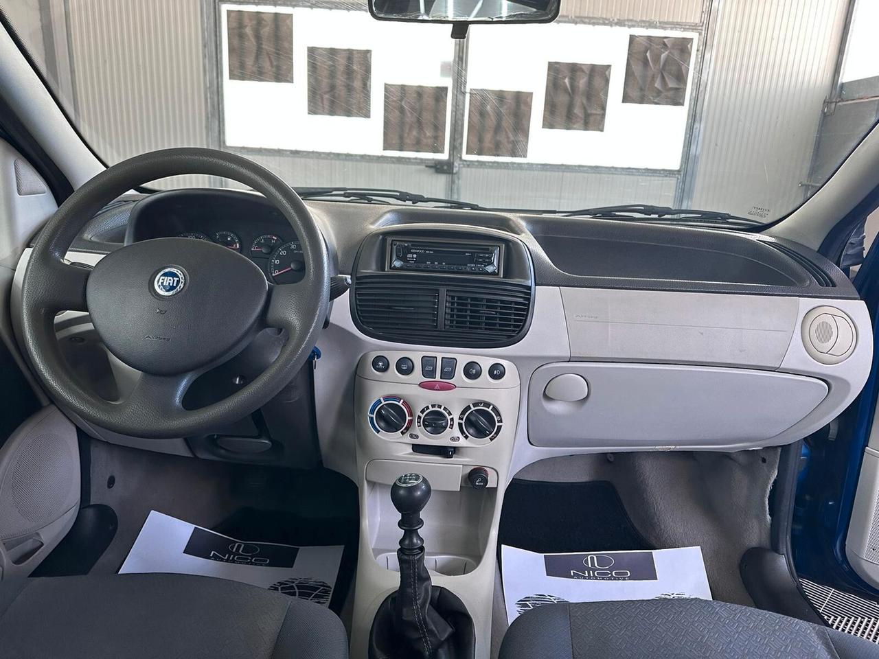 Fiat Punto 1.2 16V 5 porte Emotion