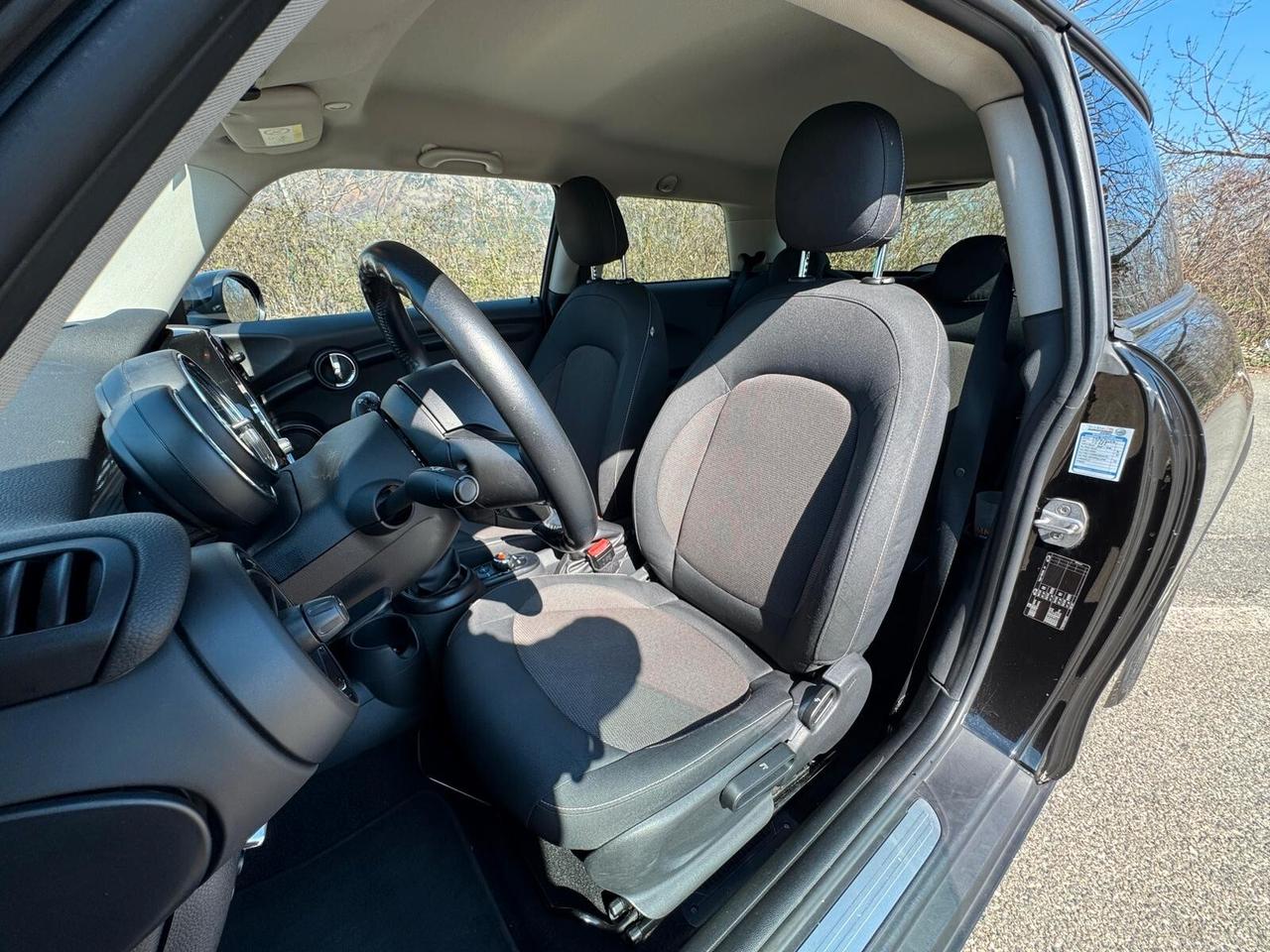 Mini Cooper 1.5 3 porte