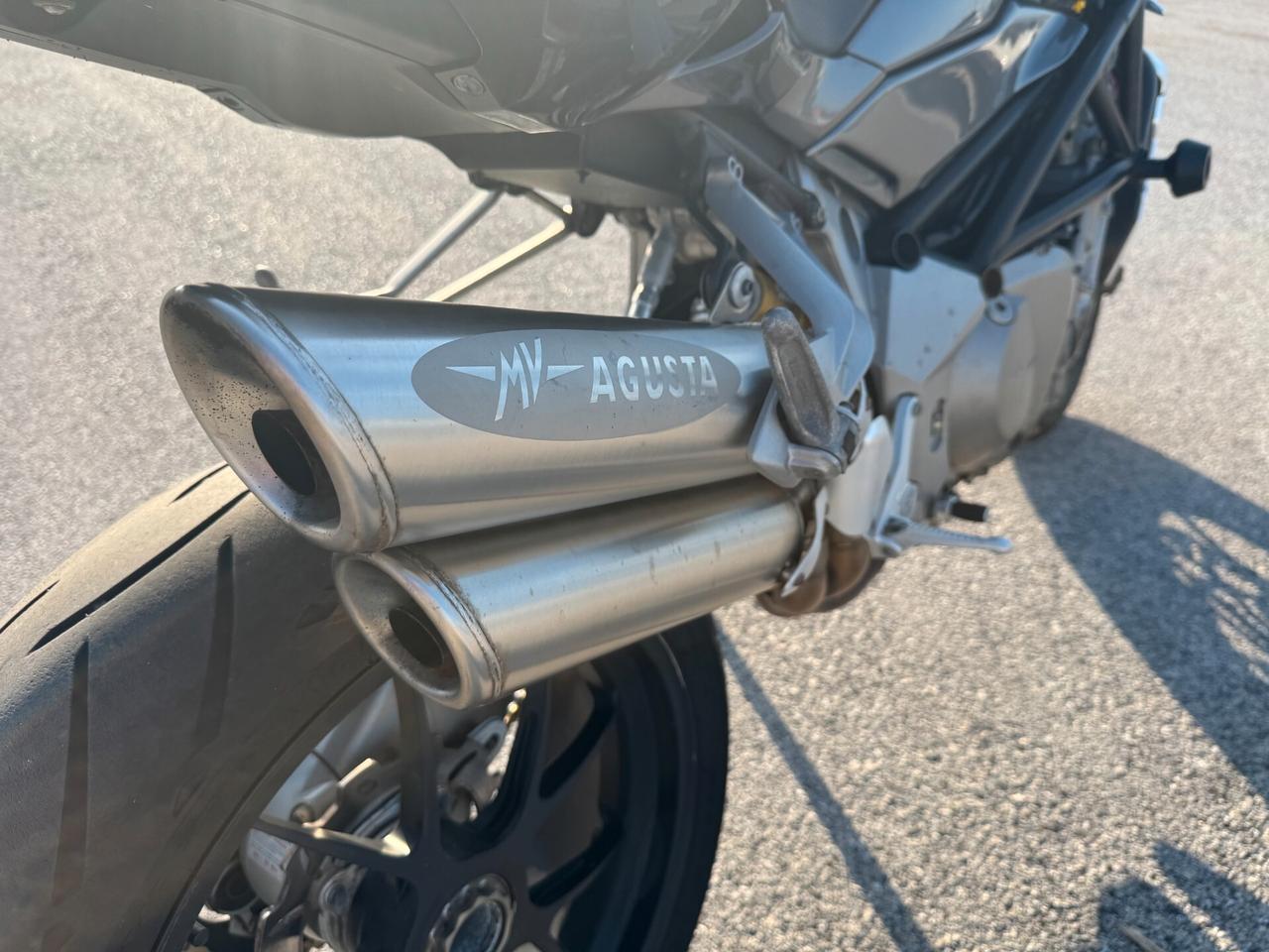 Mv Agusta Brutale 910R 136CV