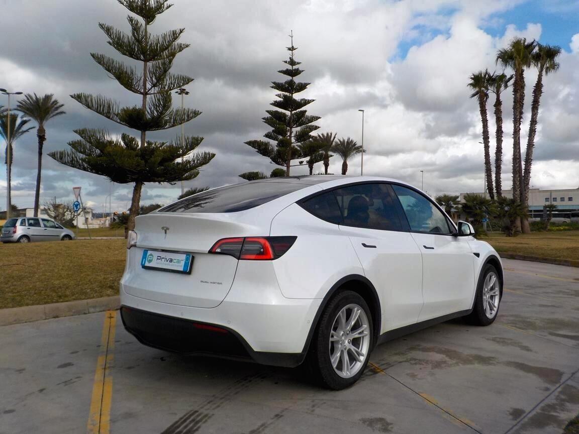Tesla Model Y Long Range AWD
