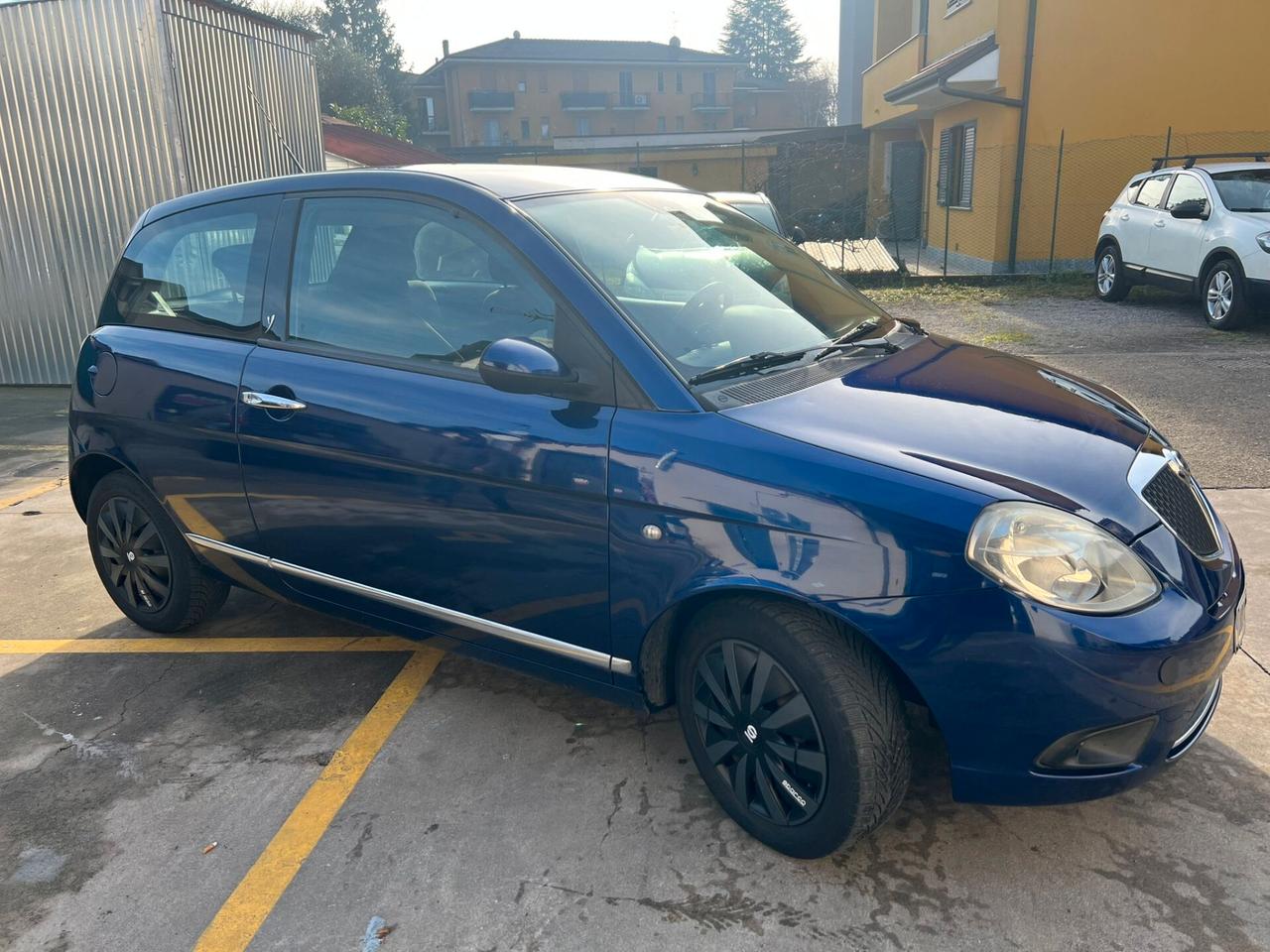 Lancia Ypsilon 1.2 Modamilano