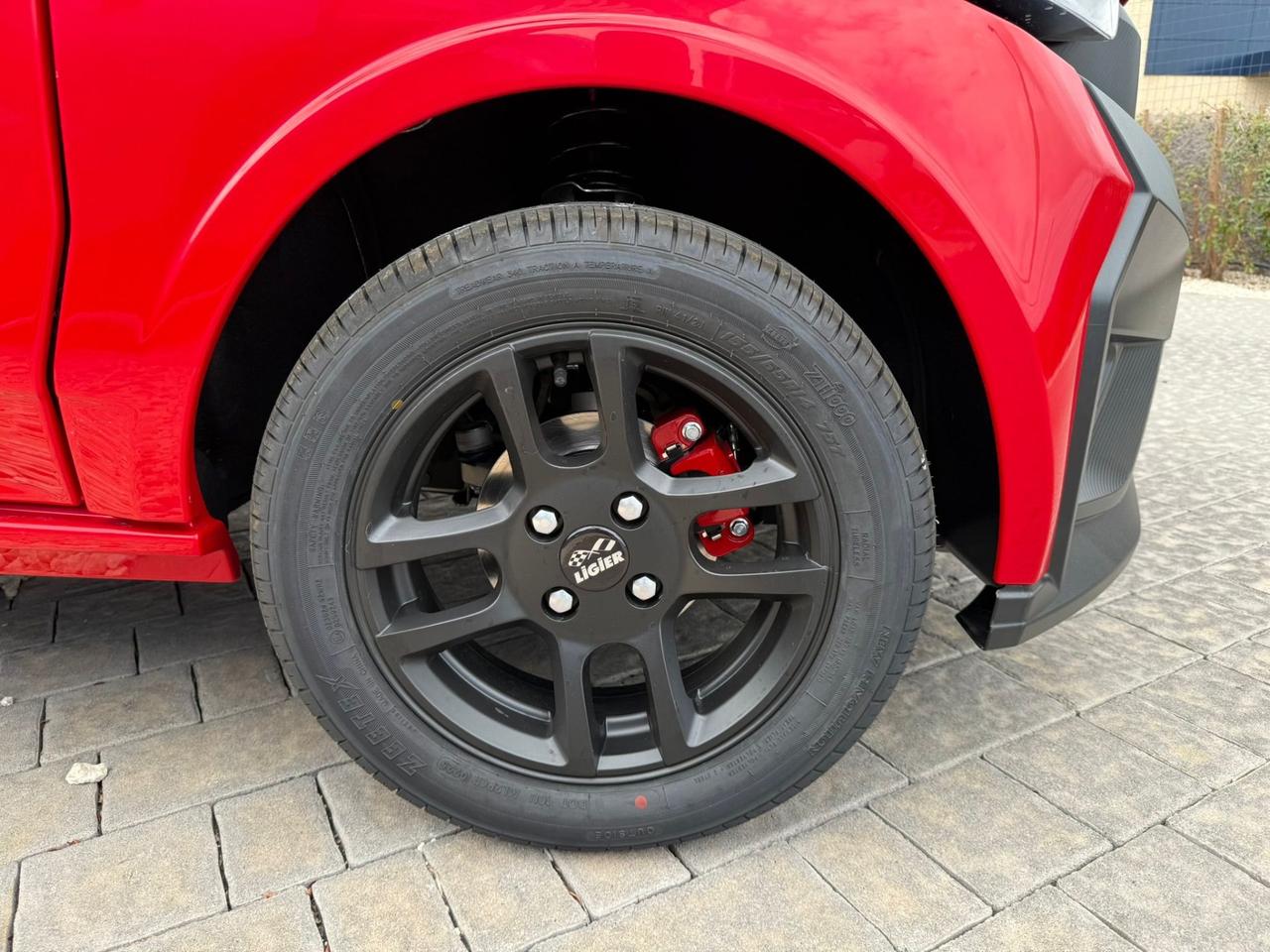 Ligier JS JS50 DCI Select