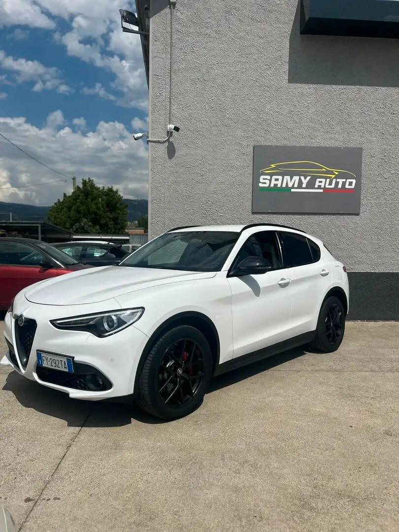 Alfa Romeo Stelvio 2.2 Turbodiesel 210 CV AT8 Q4 Business