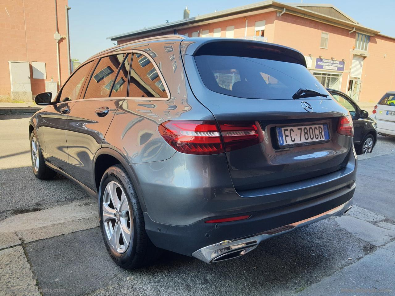 MERCEDES-BENZ GLC 220 d 4Matic Sport