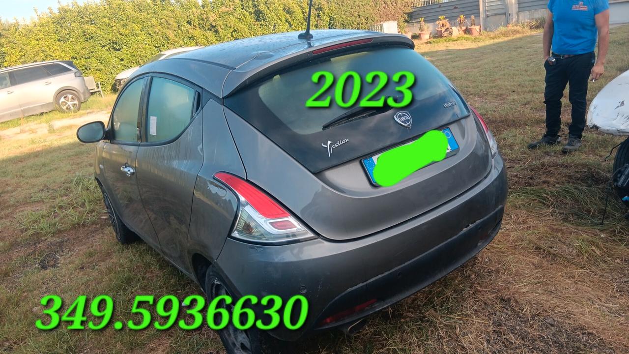 LANCIA YPSILON INCIDENTATA SINISTRATA MONDIALCARS 023