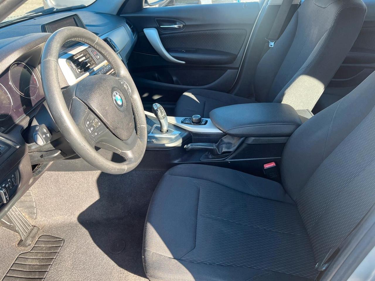 Bmw 118 118d 5p. Urban