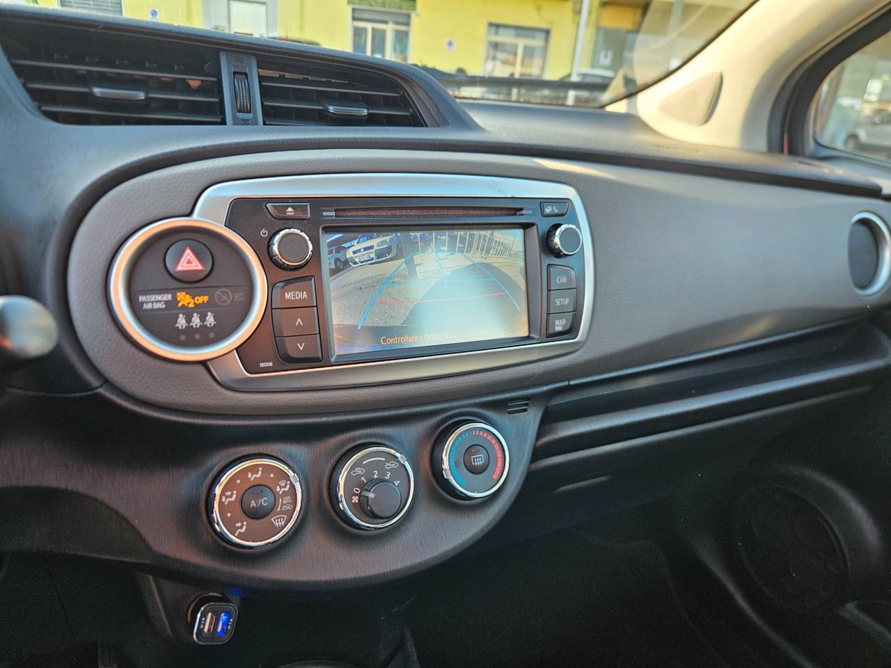 Toyota Yaris 1.4 D-4D 5 porte Style 90cv 6marce