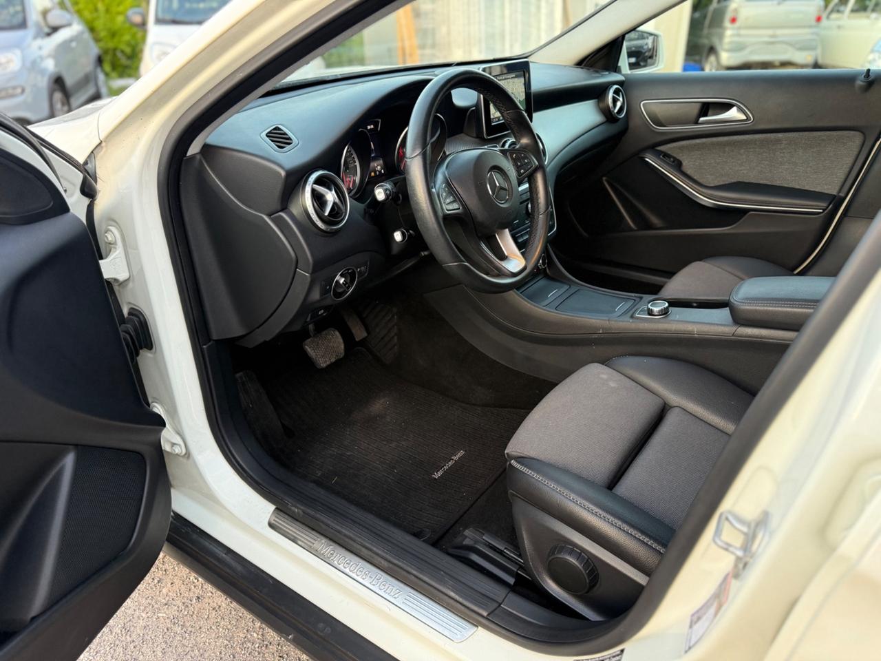 Mercedes-benz GLA 180 d Automatic Executive
