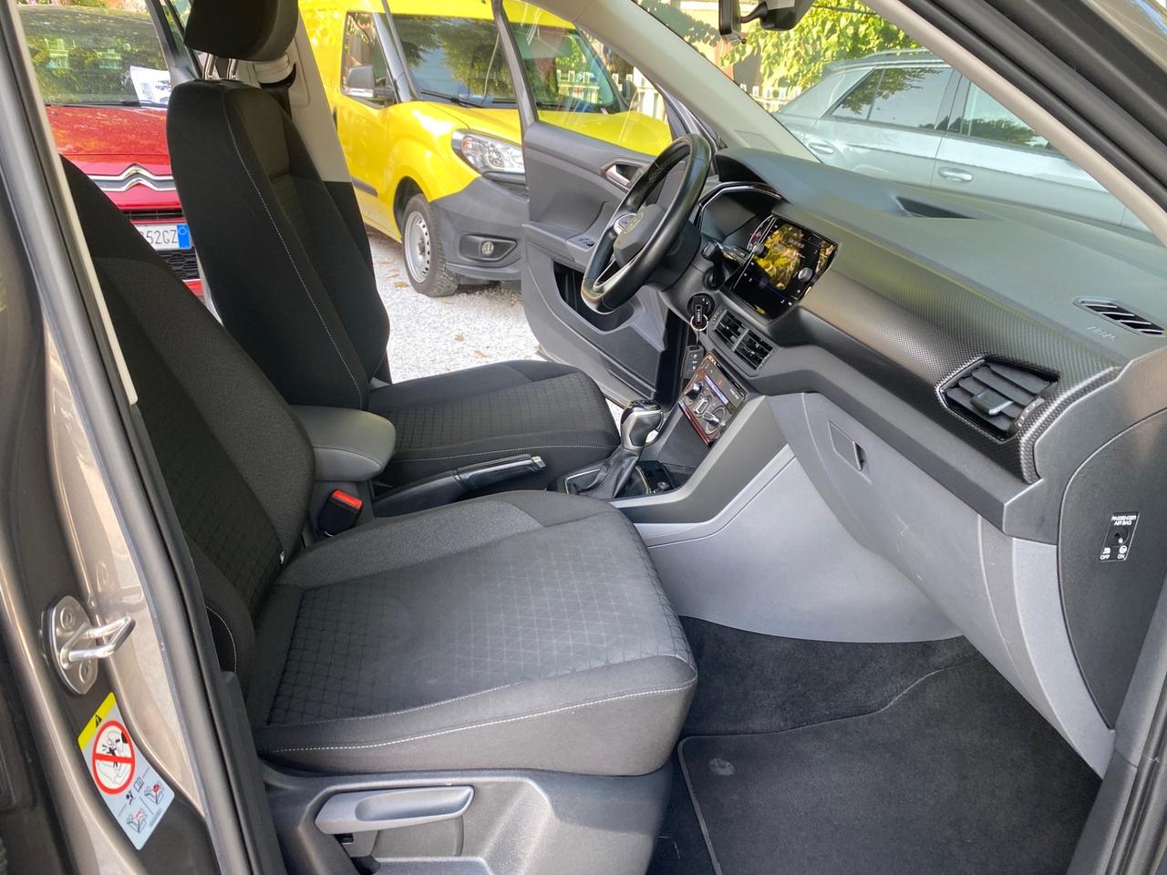Volkswagen T-Cross 1.0 TSI 110 CV DSG Style NEOPATENTATI!!!