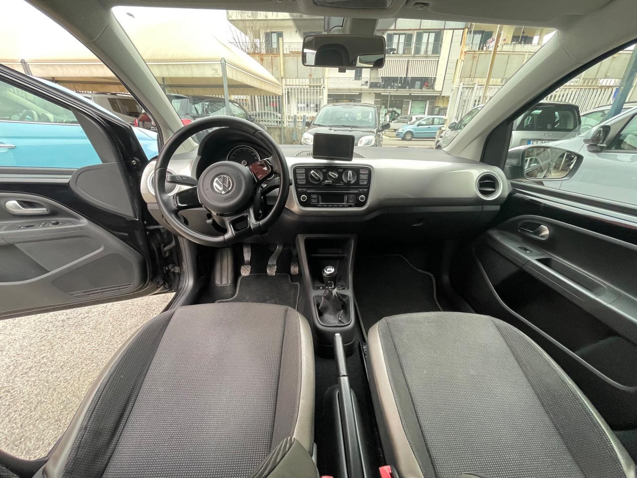 Volkswagen up! 1.0 75 CV 5p. high