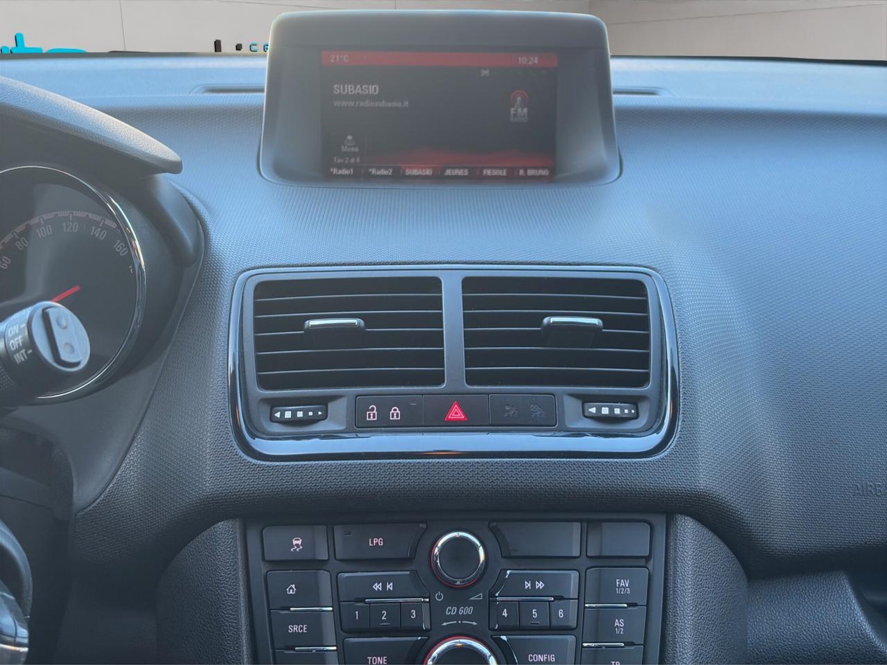 Opel Meriva 1.4 Turbo 120CV GPL Tech Design Edition