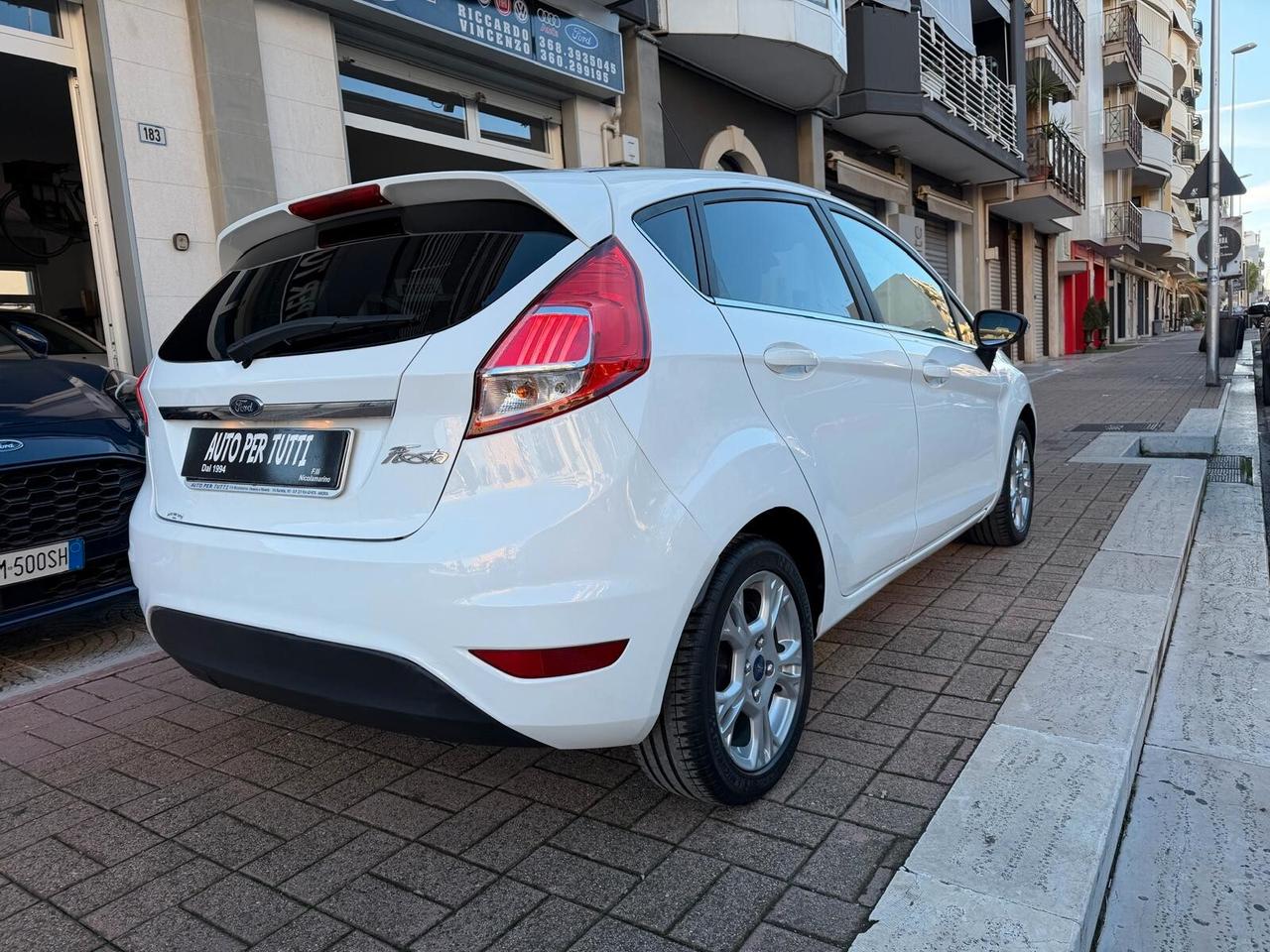 Ford Fiesta 1.5 TDCi 75CV 5p Titanium NAVI/LED