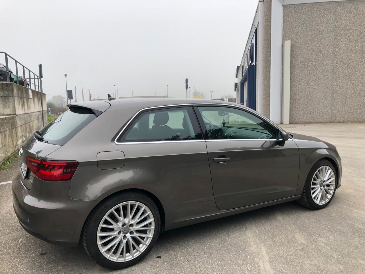 Audi A3 1.6 TDI clean diesel Ambition