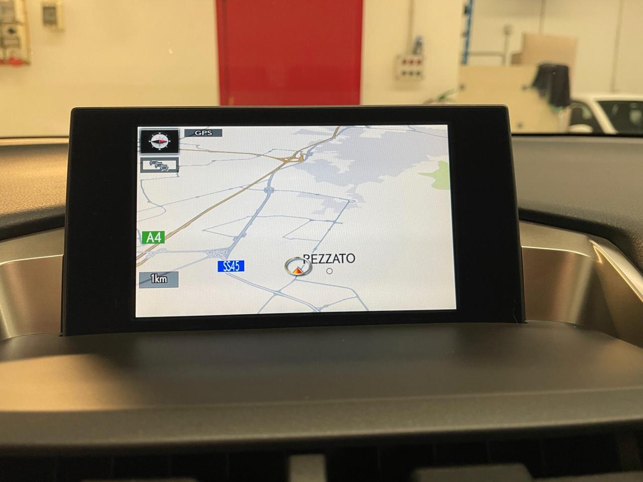 Lexus NX 300h 2.5 Executive 4wd cvt-LEGGI SOTTO